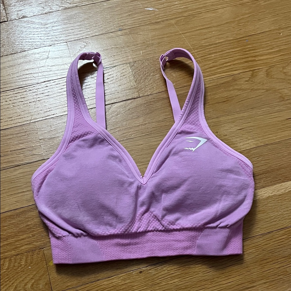 NWT Vital Seamless V Neck Sports Bra